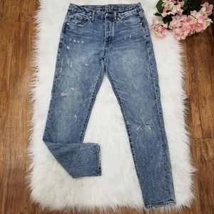 AMERICAN EAGLE HI-RISE GIRLFRIEND Blue Jeans